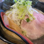 用户对于僕は麺だけを傷つけない的评论图