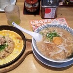 用戶對於丸源ラーメン 桂店的評論圖