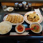 用户对于餃子の王将 醍醐店的评论图