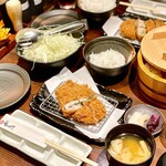 用户对于キムカツ 京都烏丸店的评论图