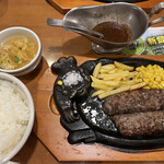 用户对于ブロンコビリー 伏見桃山店的评论图