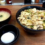 用户对于伝説のすた丼屋 蒲田店的评论图