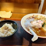用戶對於中華そば 政好的評論圖