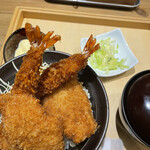 用户对于新潟カツ丼 タレカツ 神保町すずらん通り店的评论图