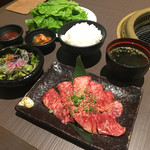 User's review image for 炭火焼肉 清香園 半道橋店