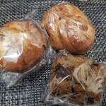 用户对于アズィーベーグル的评论图