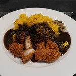 User's review image for 旨さと辛さがここちよい黒カレー 萬栄カレー