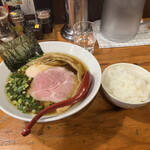 用户对于麺や 亀陣的评论图