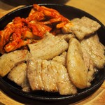 用户对于みやぶたと沖縄料理 沖炭的评论图