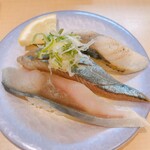 用户对于回転寿し魚まる的评论图