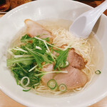 User's review image for 揚子江ラーメン 林記