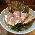 User's review image for 神楽坂家系ラーメン モンタナ