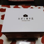用户对于カガミ菓子店的评论图