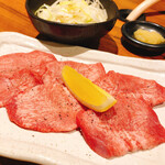 用戶對於焼肉ホルモン 新井屋 阿佐ヶ谷店的評論圖