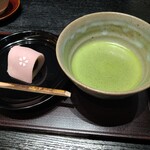 用户对于鶴屋吉信 IRODORI的评论图