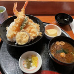用户对于魚河岸たちばな 大阪中央卸売市場的评论图