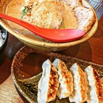 用户对于麺場 田所商店 大東店的评论图