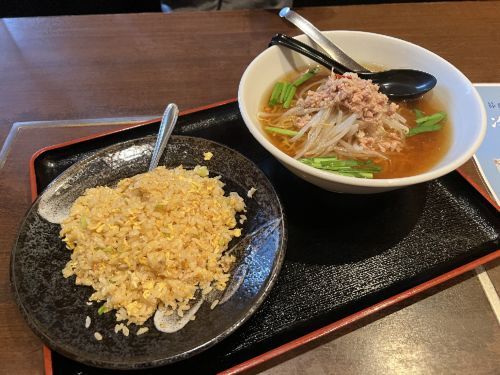 用户对于台湾料理 味源 忠和店的评论图