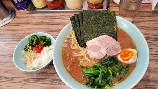 User's recommendation image for ラーメン 武蔵家 中野本店