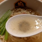 用户对于真鯛らーめん 麺魚 秋葉原UDX秋葉原拉麺劇場店的评论图