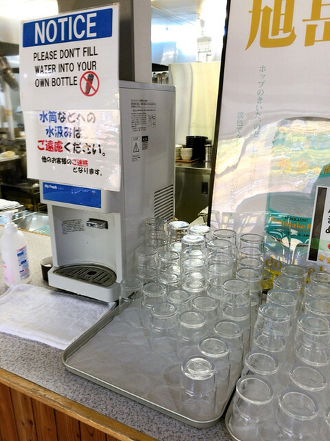 用戶對於姿見食堂的評論高清圖