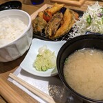 用户对于新潟カツ丼 タレカツ 神保町すずらん通り店的评论图