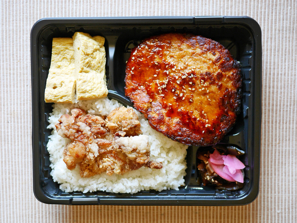 用戶對於うまい定食・お弁当 みなみや的評論圖