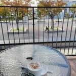 用户对于スターバックスコーヒー ビバスクエア京都 梅小路公園店的评论图