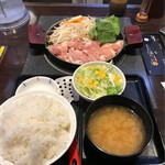 User's review image for 肉屋の正直な食堂 新宿御苑店