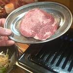 用戶對於肉問屋直営 食肉市場 とんちゃん焼肉 大王的評論圖