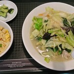 用戶對於中華居酒屋 貴族的評論圖