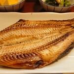 用戶對於炭火焼魚定食と釜戸ごはん 天四食堂的評論圖