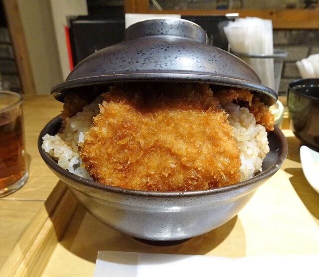 用户对于新潟カツ丼 タレカツ 神保町すずらん通り店的评论高清图