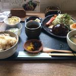 用户对于お食事処 としぶん的评论图