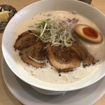 用户对于鶏白湯そば 燠的评论图