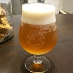 用户对于WHIZ CAFE的评论图