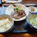 用户对于炭焼牛たん 赤兵衛分店的评论图