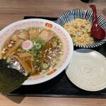 User's review image for ギョウザ オウショウ 烏丸御池店