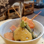 用户对于屋台居酒屋 大阪 満マル 伏見桃山店的评论图