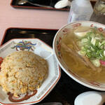 用户对于らーめん きちりん 本店的评论图