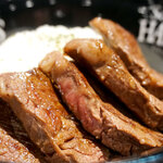 用戶對於肉山食堂的評論圖
