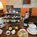 User's review image for adee