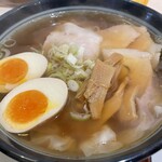 用户对于ワンタンメンの満月 三鷹店的评论图