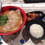 用戶對於ラーメン 横綱 みのおキューズモール店的評論圖