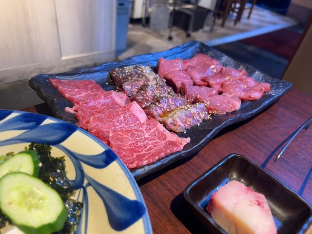 用戶對於あか牛焼肉と馬刺し たべとも的評論高清圖