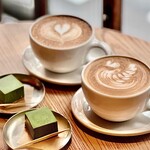 用户对于ブルーボトルコーヒー 京都六角カフェ的评论图