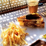 用户对于POTAMELT 千駄ヶ谷店的评论图