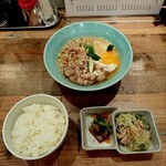 用戶對於食堂チャチャチャ的評論圖