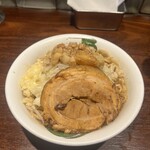 用戶對於ラーメン 雷 東京本丸店的評論圖