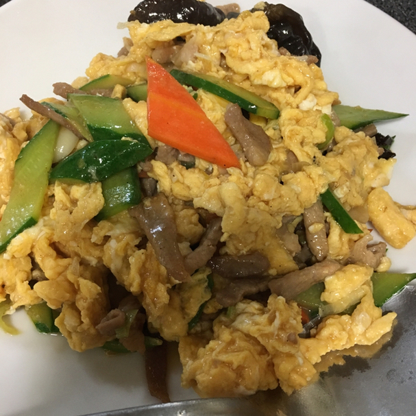 用戶對於食之源的評論圖